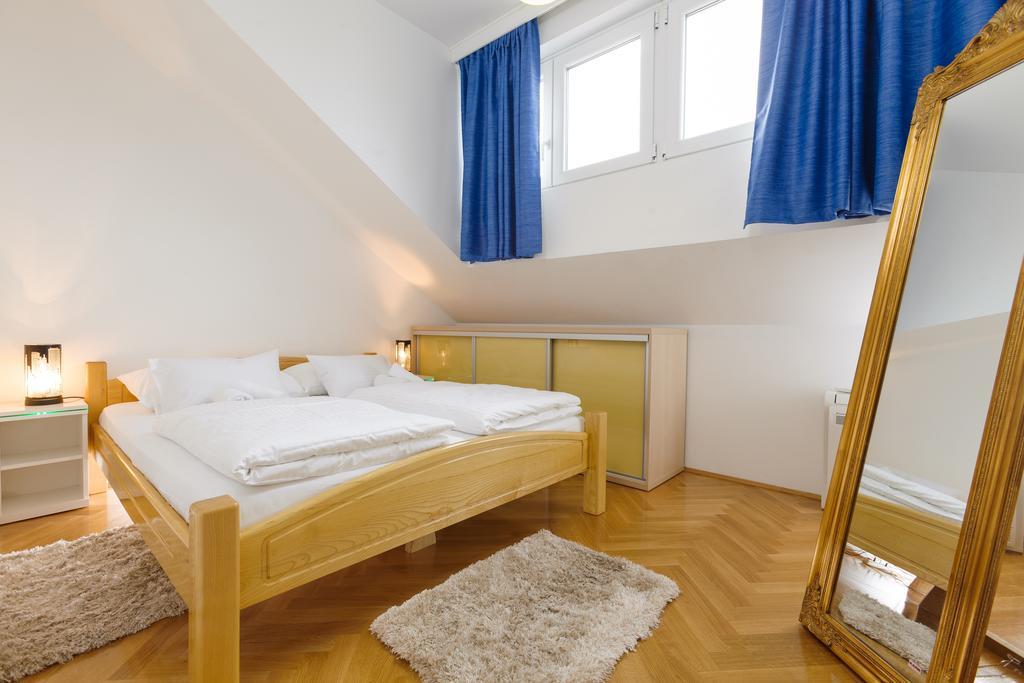 Amigo Comfort Apartments Сплит Экстерьер фото